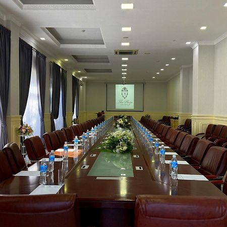 Plaza Hotel Μπισκέκ Εξωτερικό φωτογραφία