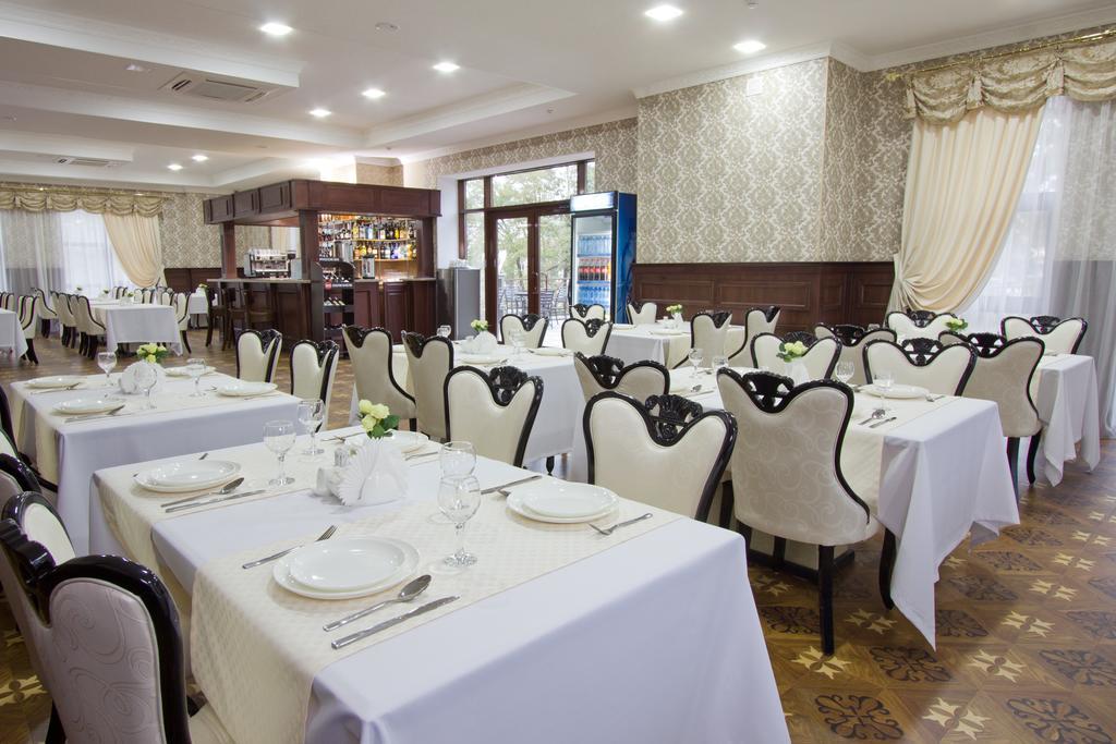 Plaza Hotel Μπισκέκ Εξωτερικό φωτογραφία