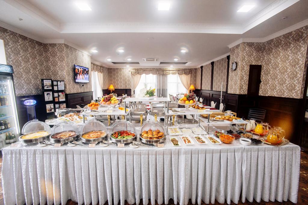 Plaza Hotel Μπισκέκ Εξωτερικό φωτογραφία
