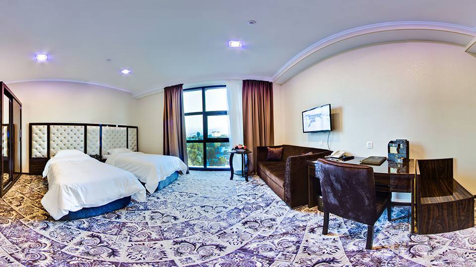 Plaza Hotel Μπισκέκ Εξωτερικό φωτογραφία