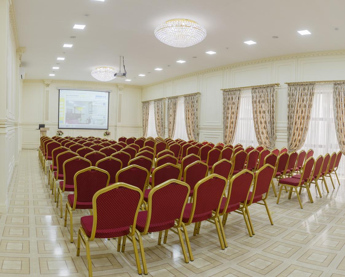 Plaza Hotel Μπισκέκ Εξωτερικό φωτογραφία